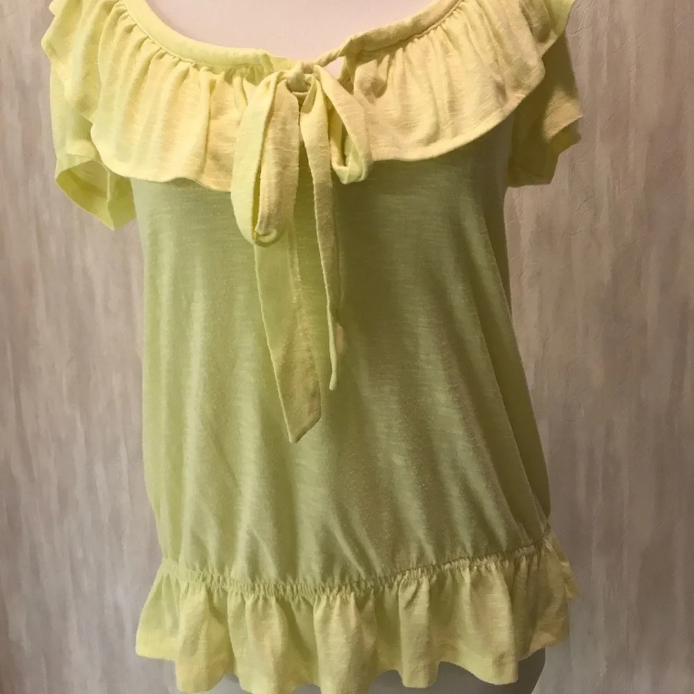 Lena yellow top with ruffle detailing